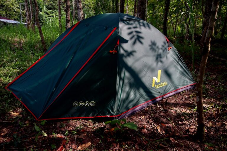How to Choose the Right Camping Equipment for Your Trip